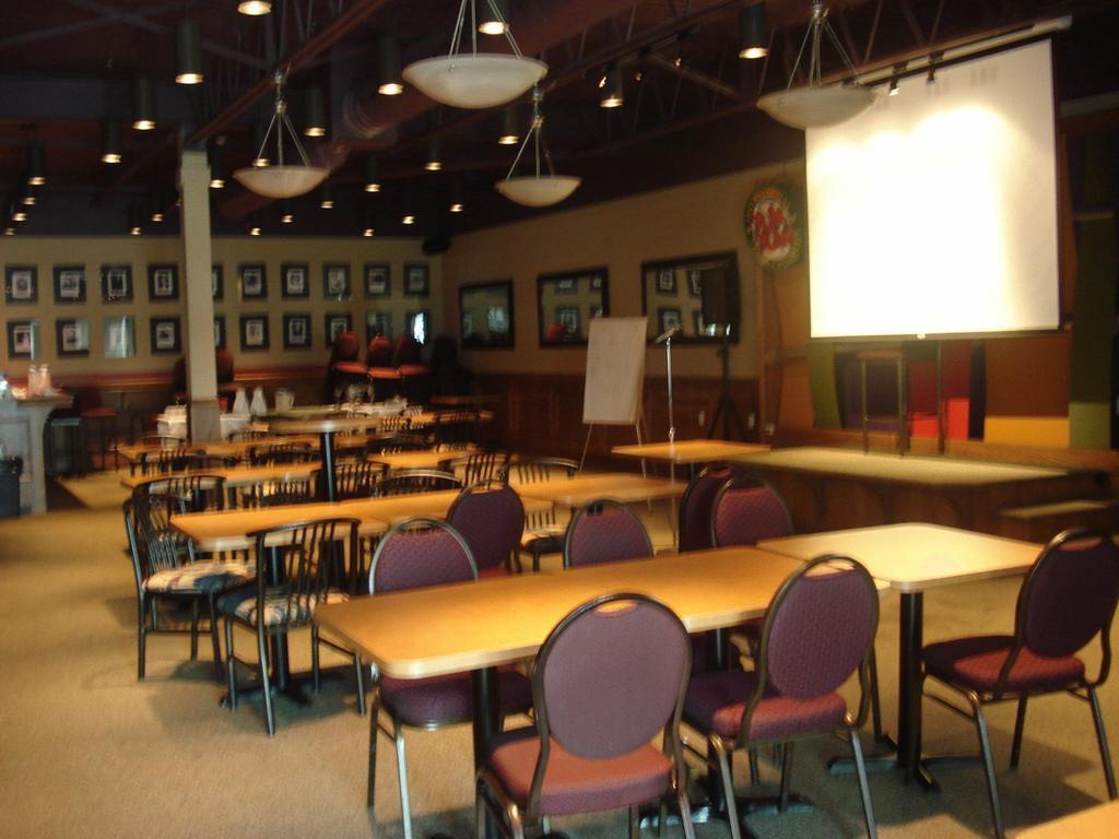 Howard Johnson Hamilton Luaran gambar